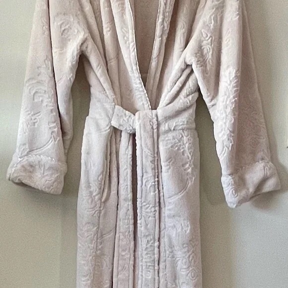Stan Herman super-soft textured cream-colored robe EUC - Picture 2 of 12